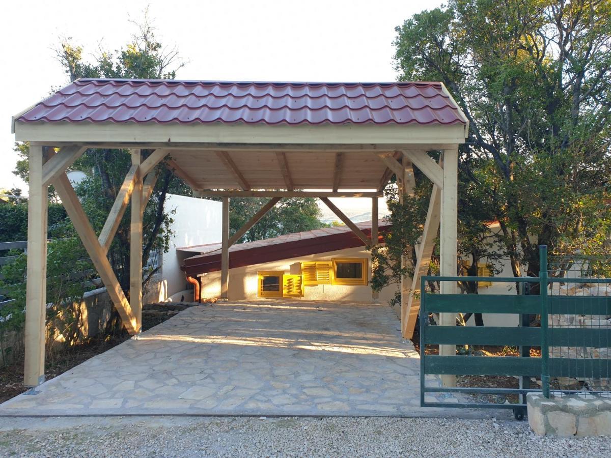 Beach House Suzi โพเซดารเย ภายนอก รูปภาพ